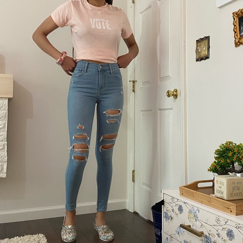 LEVIS HIGH RISE 720 Jean